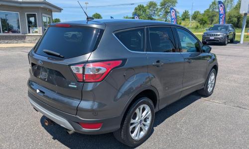 Additional Photo 2: 2017 Ford Escape