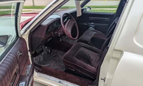 Additional Photo 5: 1989 Chevrolet Caprice truck