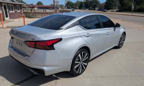 Additional Photo 2: 2020 Nissan Altima