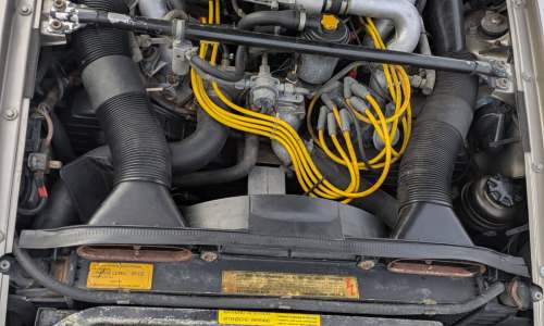 Additional Photo 5: 1984 Porsche 928