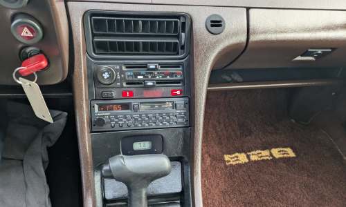 Additional Photo 13: 1984 Porsche 928
